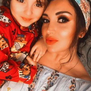 Meet your Posher, Varna